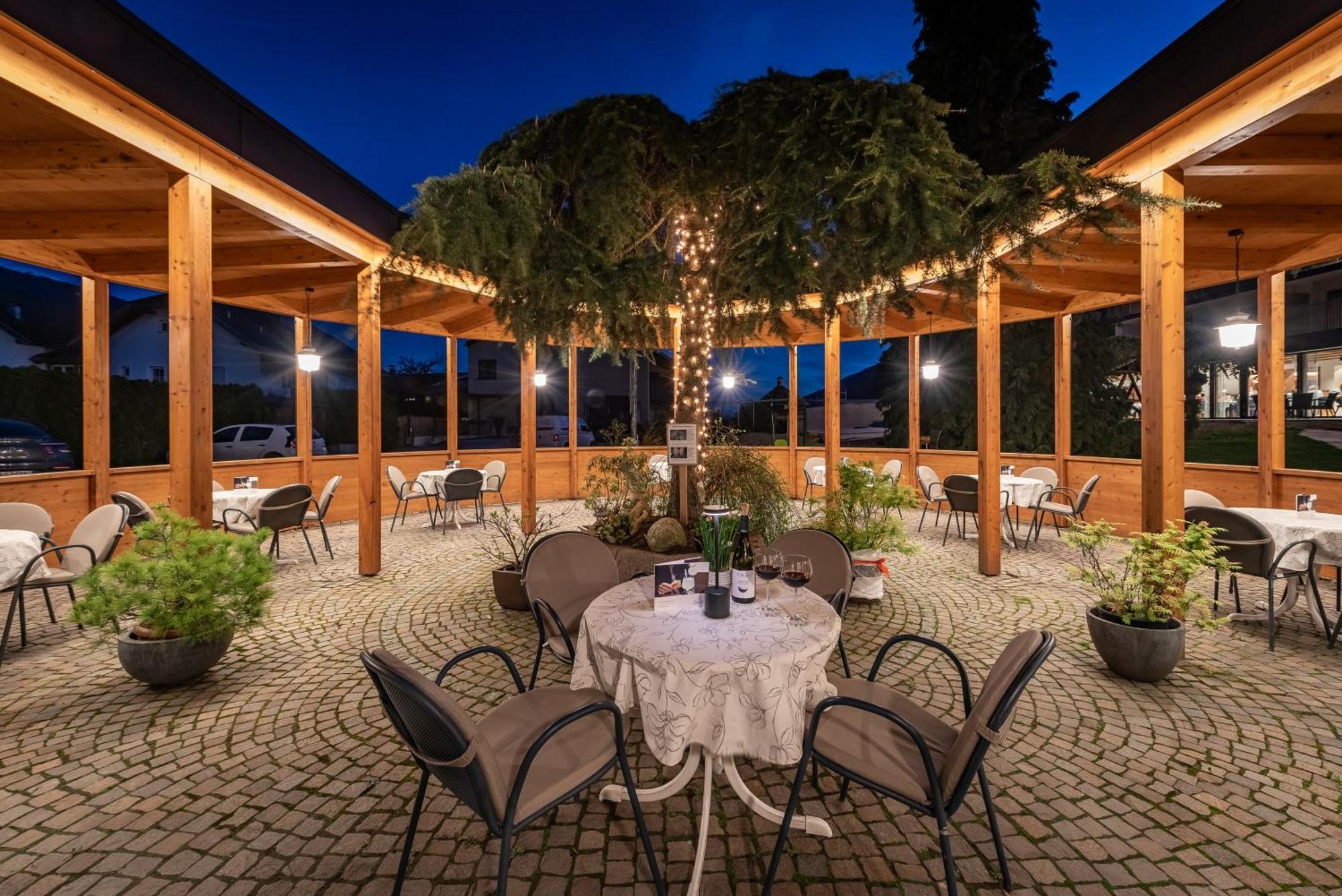 Hotel Langhof Natz-Schabs Exterior photo